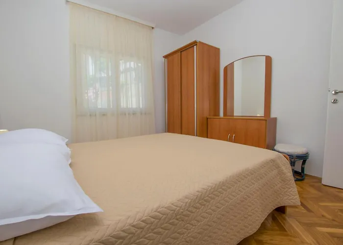 Olga Appartamento Rab Town