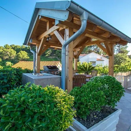 Apartman Olga Rab Town