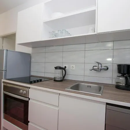 Olga Apartman Rab Town