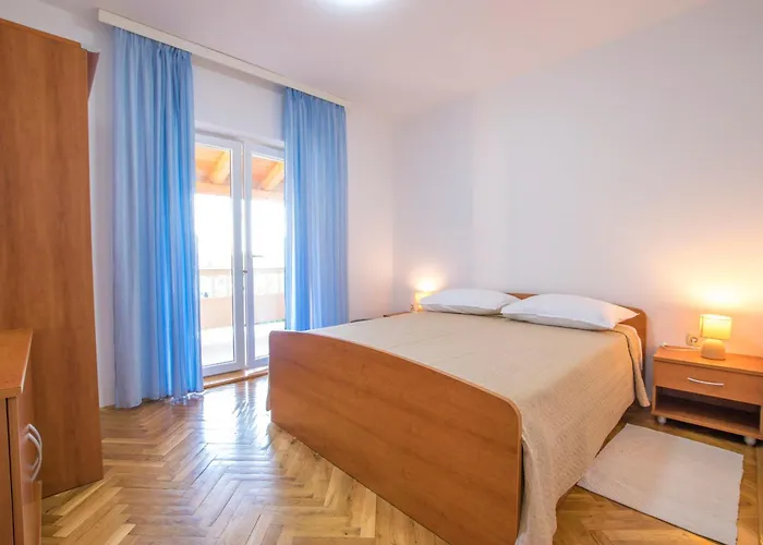 Olga Apartment Rab Town