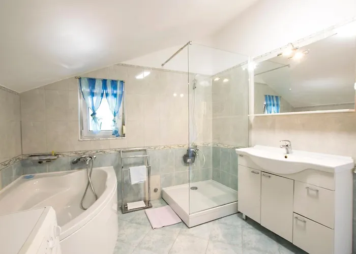 Apartment Olga Rab Town