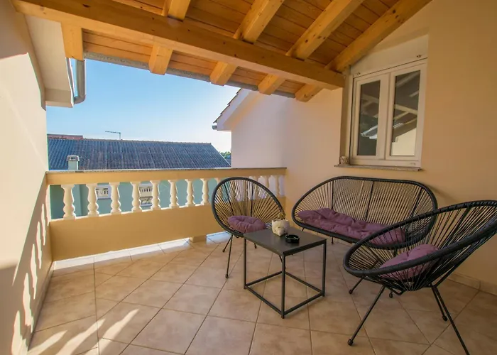 Olga Apartment *