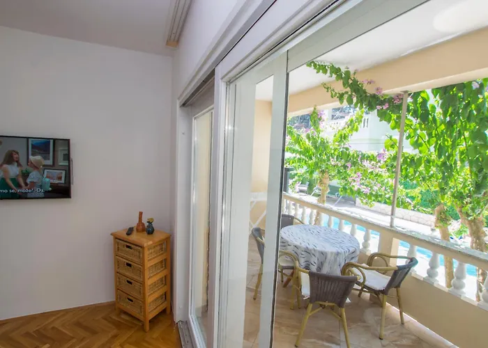 Olga Apartment *